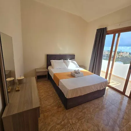 Sea Sunset Hill Apartment *