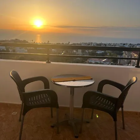 Sea Sunset Hill Apartment Kissonerga